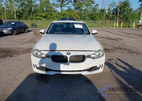 2014 BMW 328I xDrive z USA, uszkodzony, nr VIN WBA3B5C51EP541971